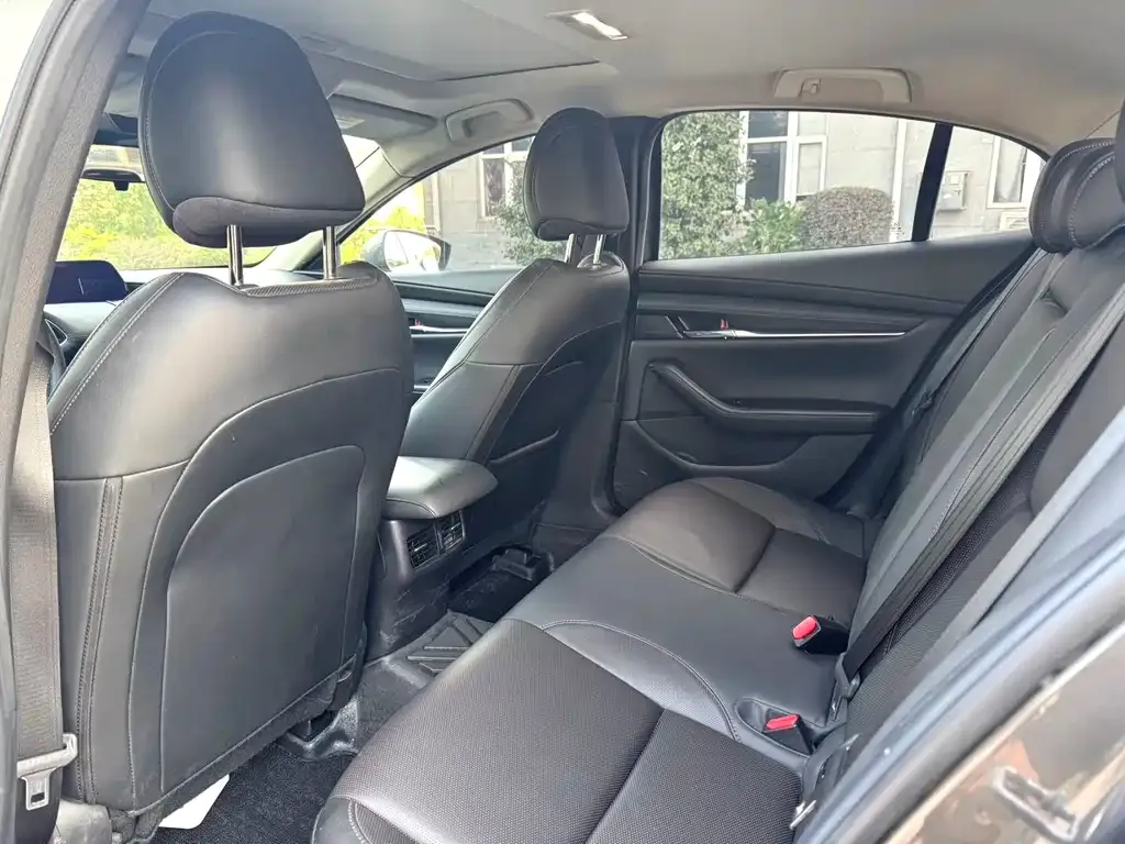 Mazda 3 Axela 2021 из CN, фото 7