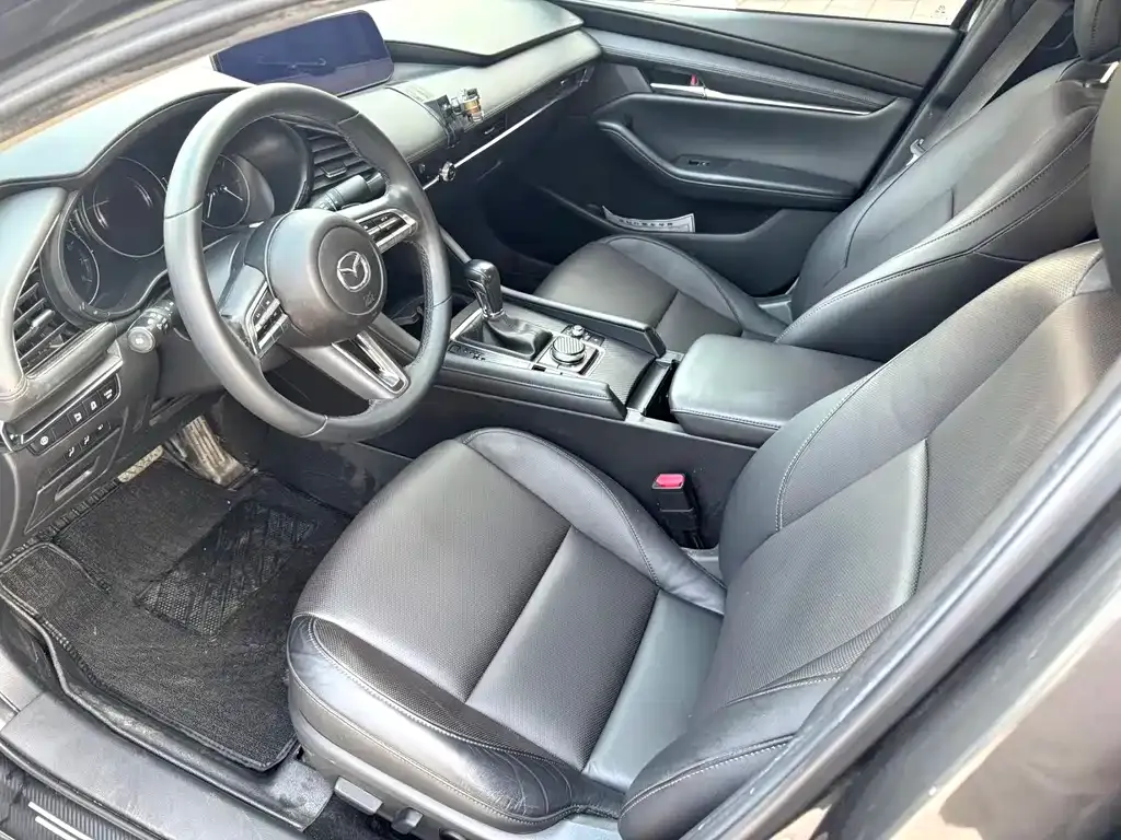 Mazda 3 Axela 2021 из CN, фото 9