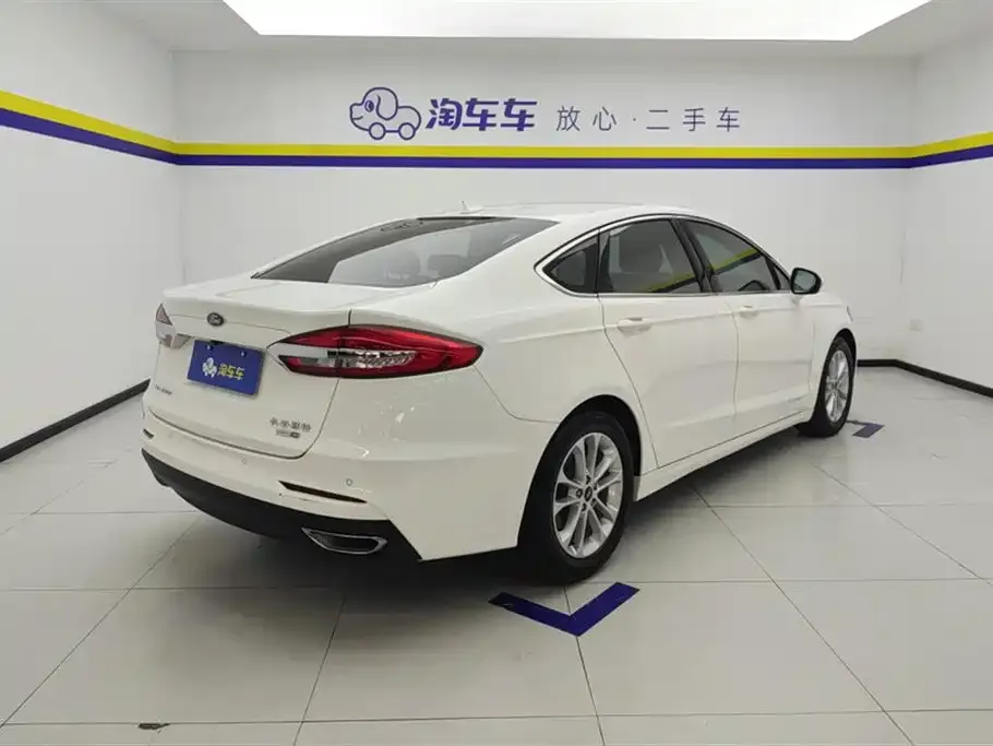 Ford Mondeo 2022 из CN, фото 3