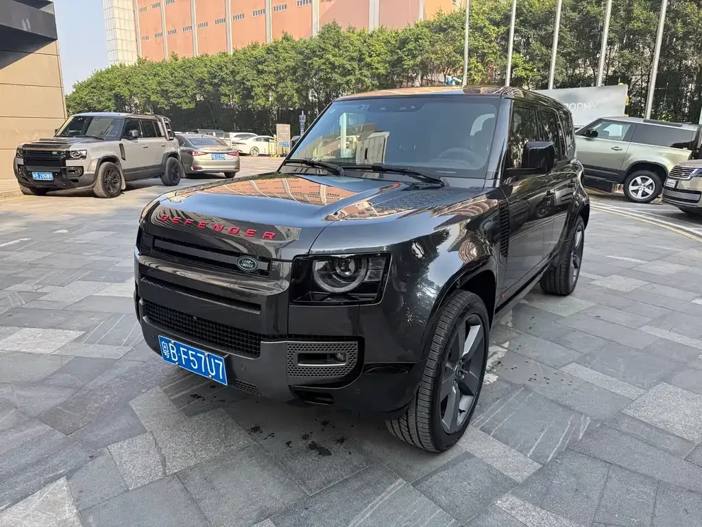 Land Rover Defender 2023 из CN, фото 1