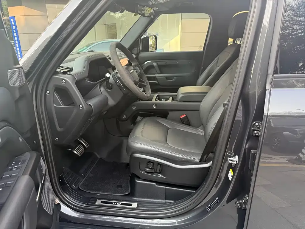 Land Rover Defender 2023 из CN, фото 6