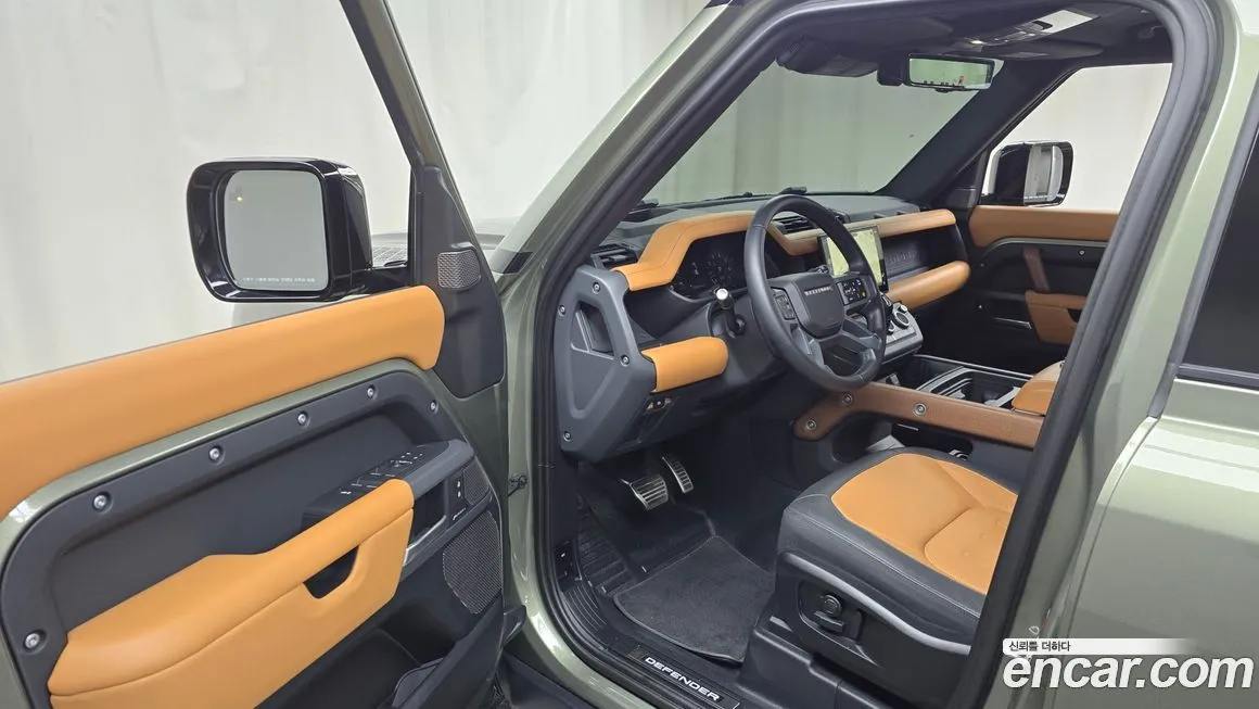 Land Rover Defender 2024 из KR, фото 10