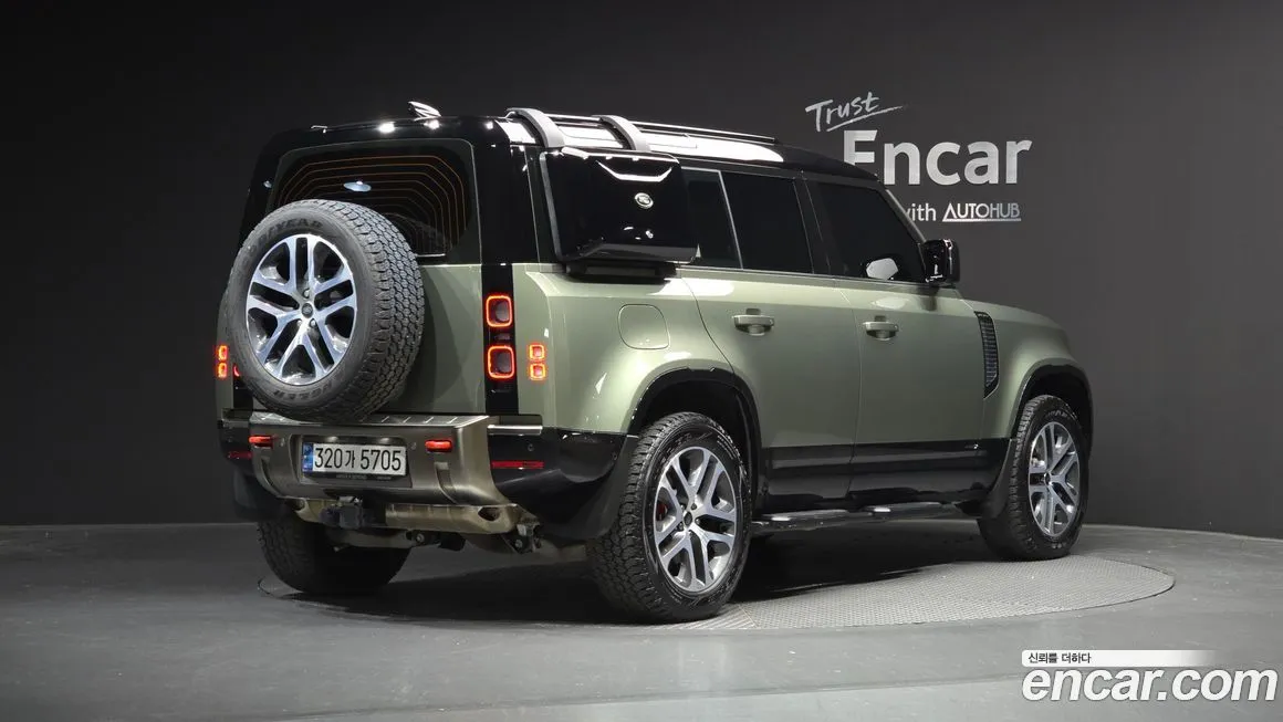 Land Rover Defender 2024 из KR, фото 2