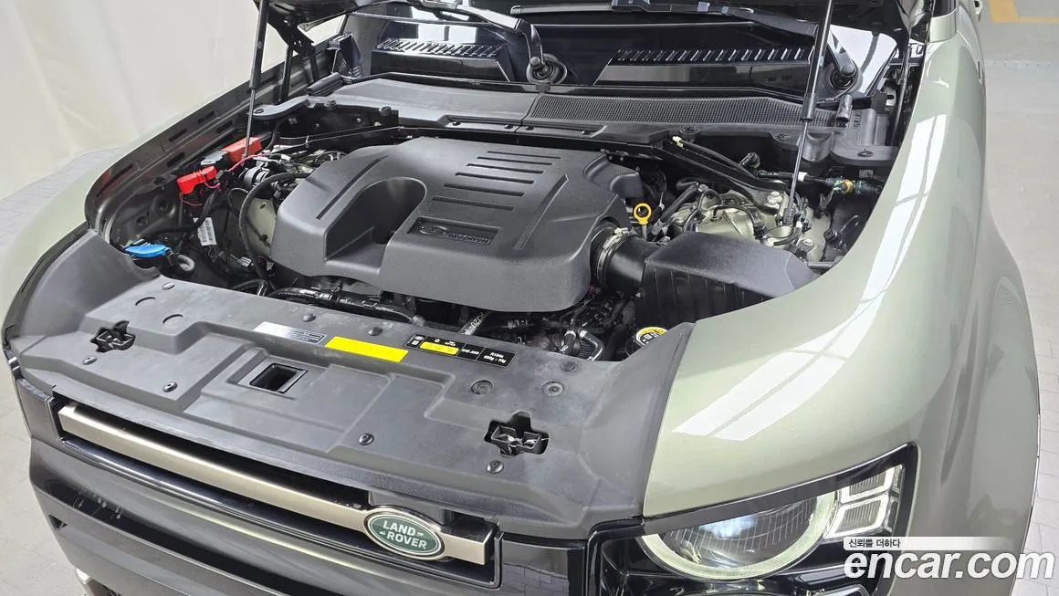Land Rover Defender 2024 из KR, фото 6