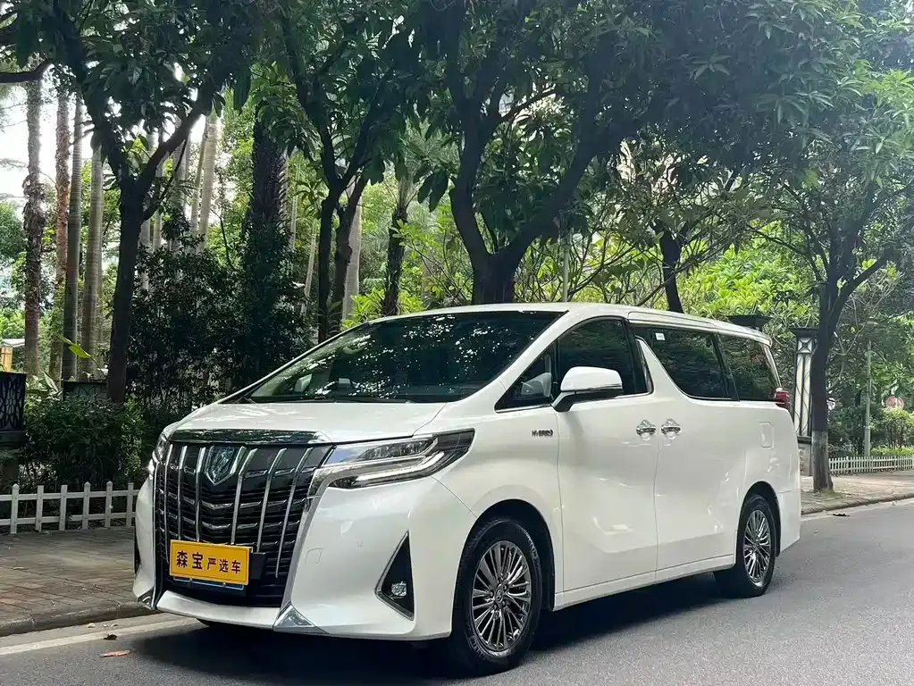 Toyota Alphard 2022 из CN, фото 1