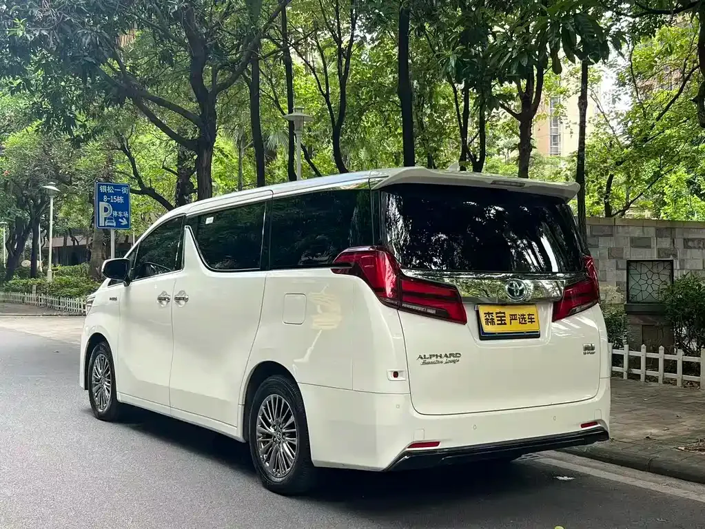 Toyota Alphard 2022 из CN, фото 4