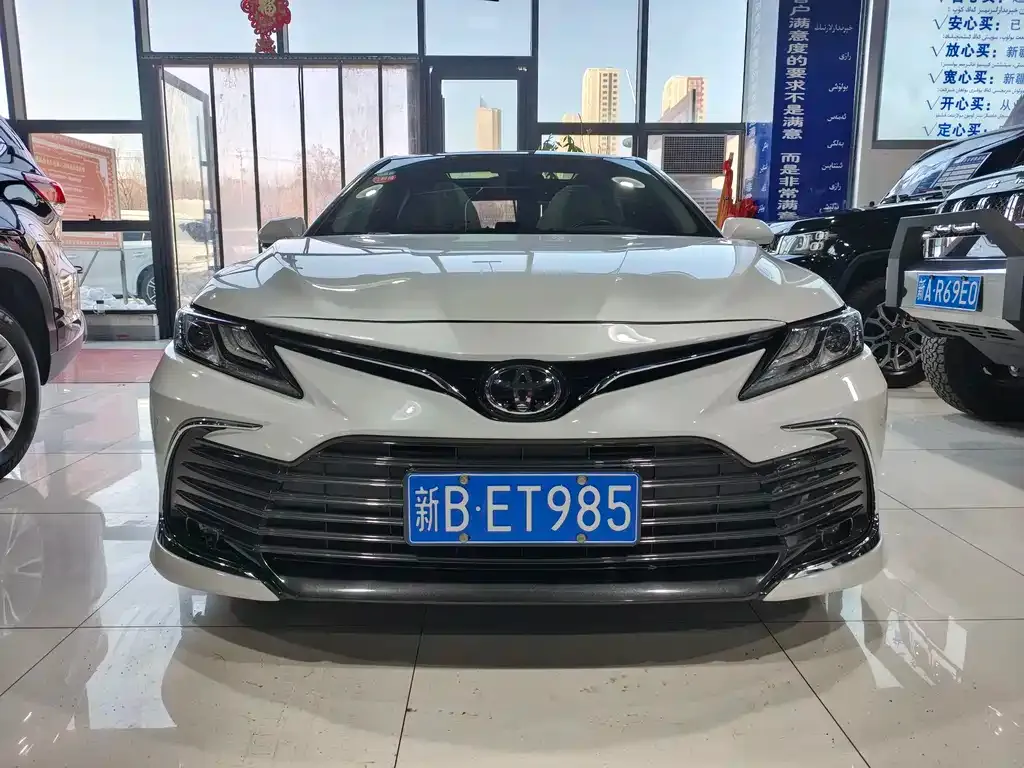 Toyota Camry 2023 из CN, фото 2