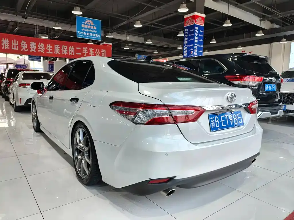 Toyota Camry 2023 из CN, фото 7