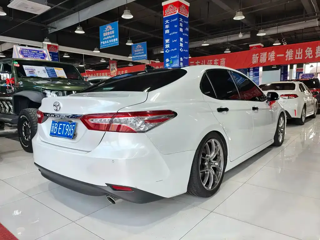 Toyota Camry 2023 из CN, фото 9