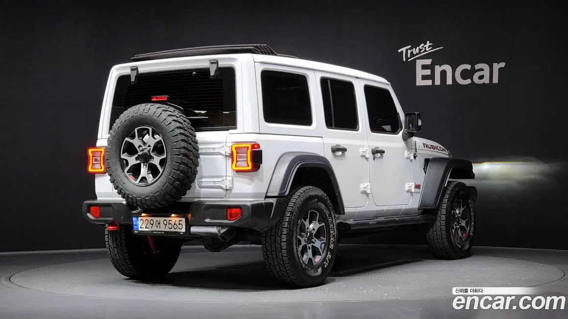 Jeep Wrangler 2022 из KR, фото 2