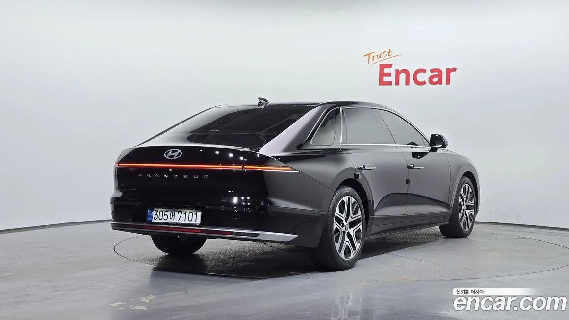 Hyundai Grandeur 2023 из KR, фото 2