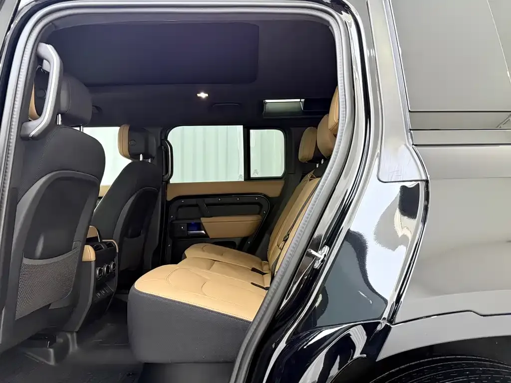 Land Rover Defender 2025 из CN, фото 6