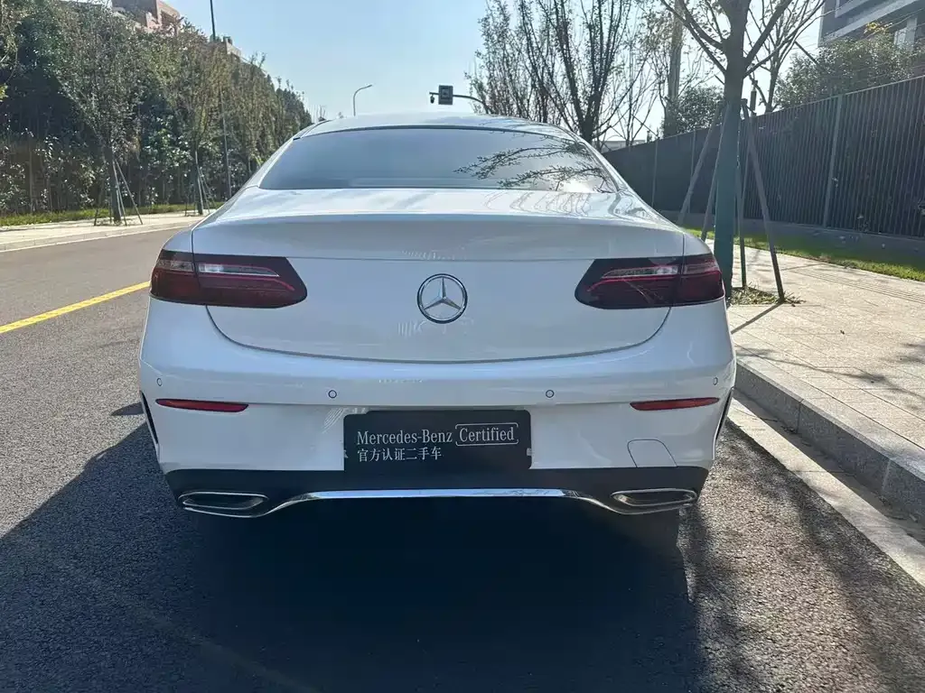 Mercedes-Benz E-Class (Import) — фото 3