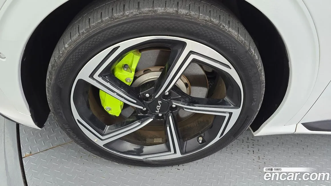 Kia EV6 2023 из KR, фото 5