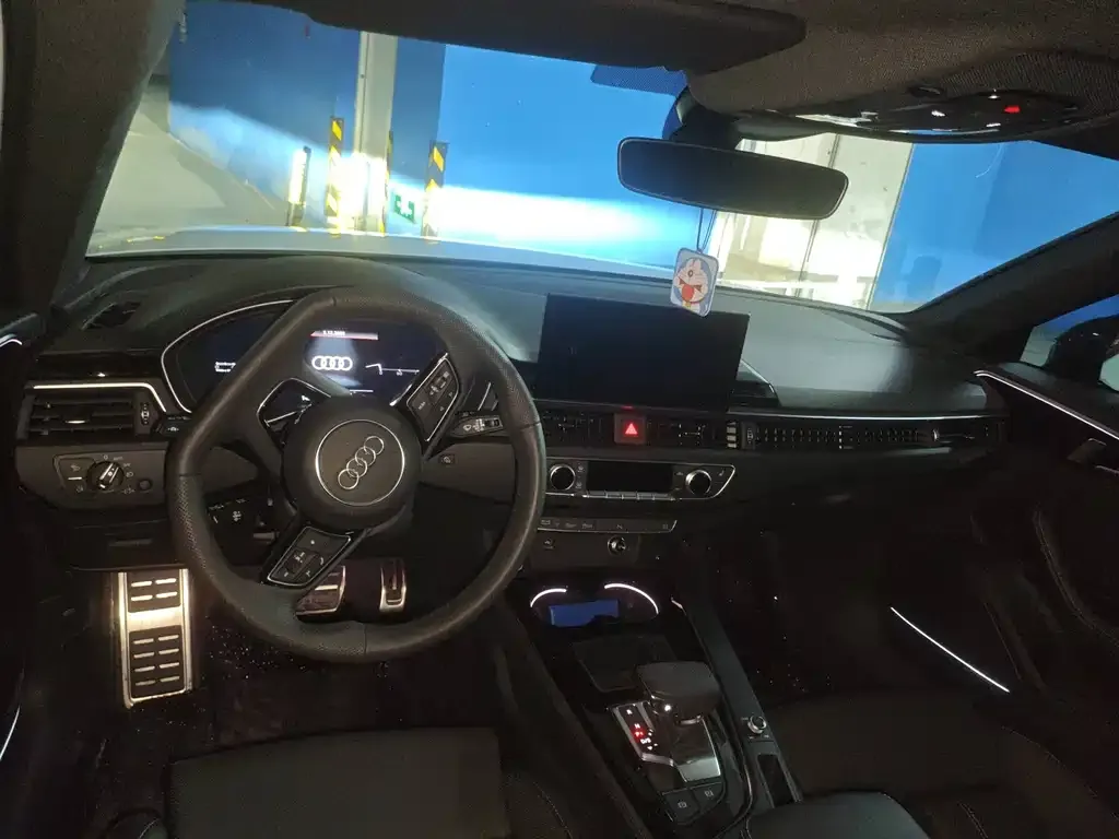 Audi A4L 2025 из CN, фото 5