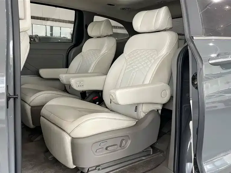 Hyundai Custo — фото 8