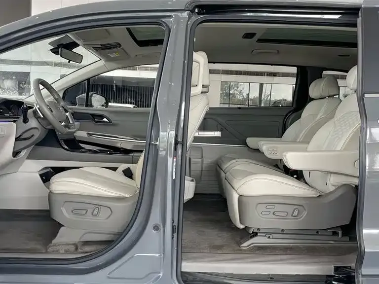 Hyundai Custo — фото 9