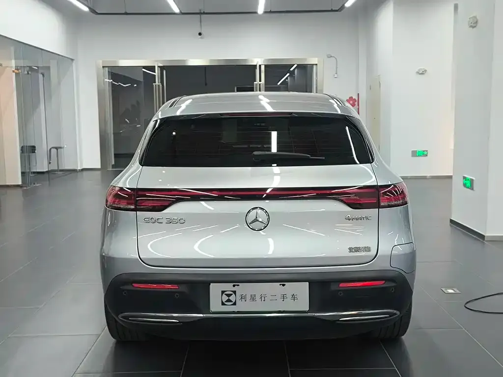 Mercedes-Benz EQC — фото 5