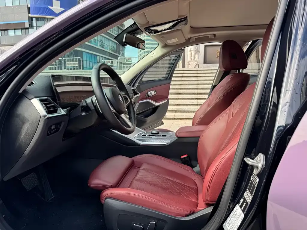 BMW 3 Series 2024 из CN, фото 4