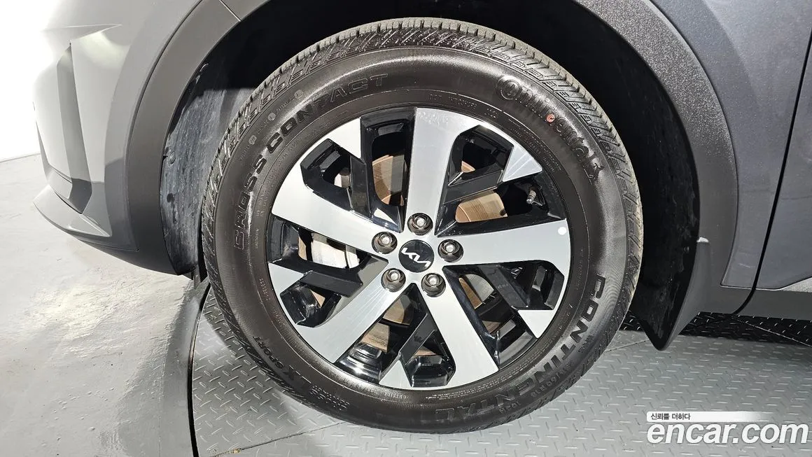 Kia Sorento — фото 5
