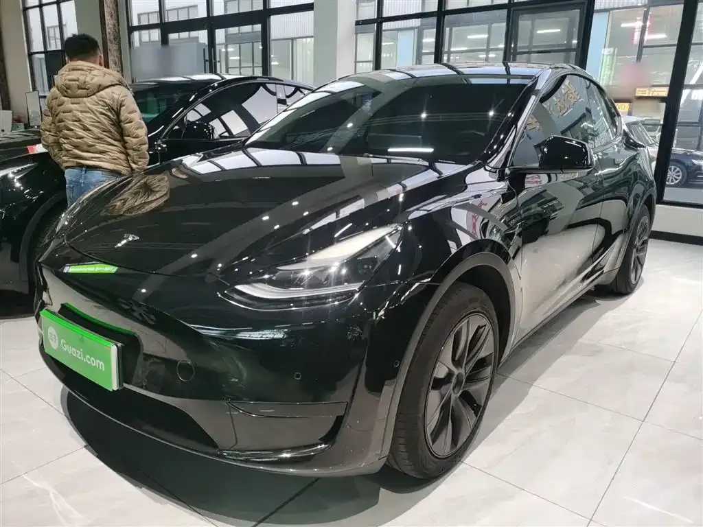 Tesla Model Y 2023 из CN, фото 1