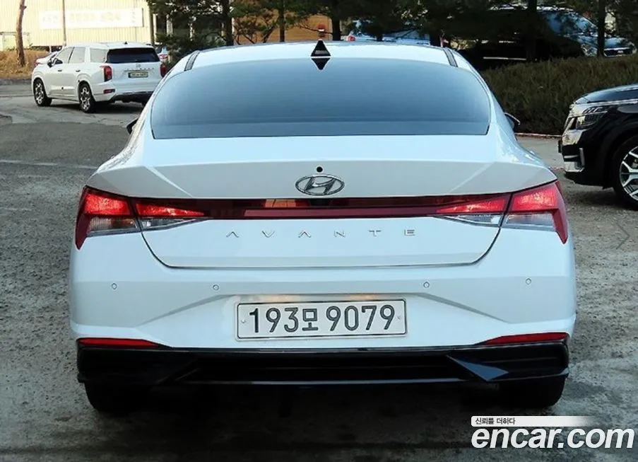 Hyundai AVANTE — фото 4
