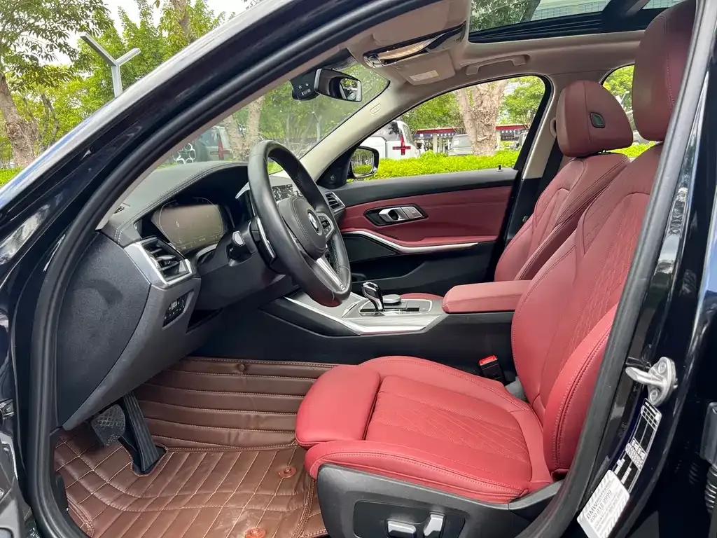 BMW 3 Series 2021 из CN, фото 7