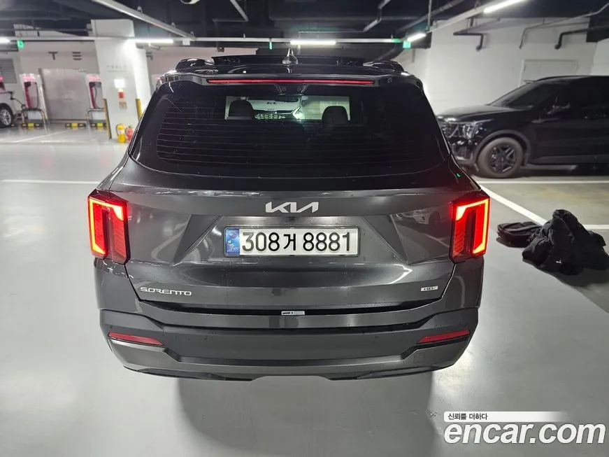 Kia Sorento — фото 4