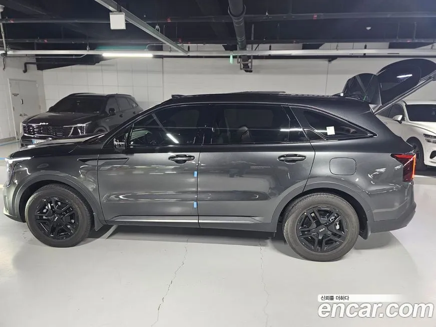 Kia Sorento — фото 9