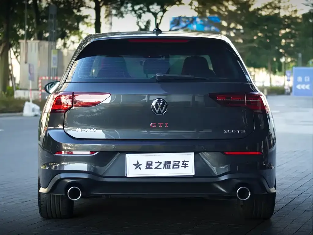 Volkswagen Golf GTI 2022 из CN, фото 3