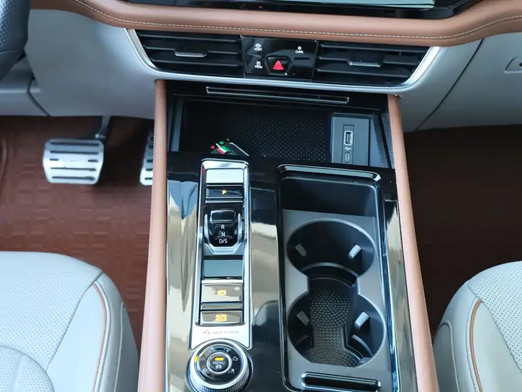 Volkswagen Teramont 2022 из CN, фото 9