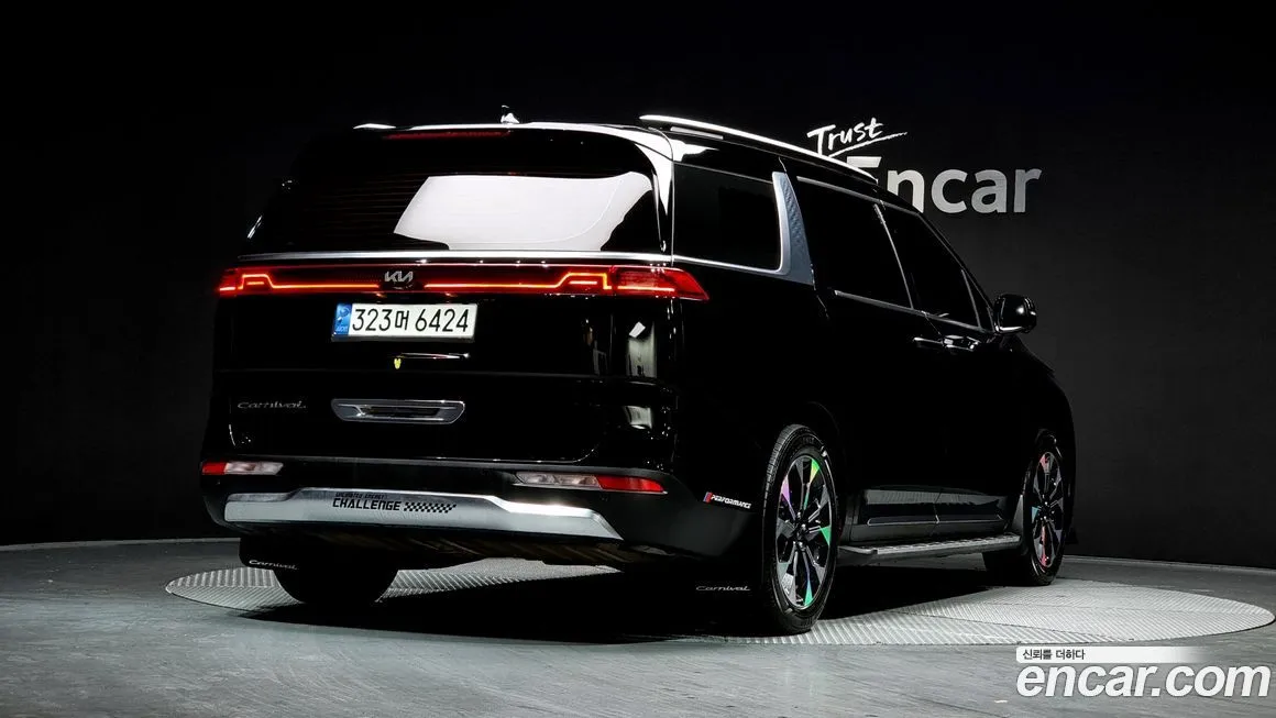 Kia Carnival — фото 2