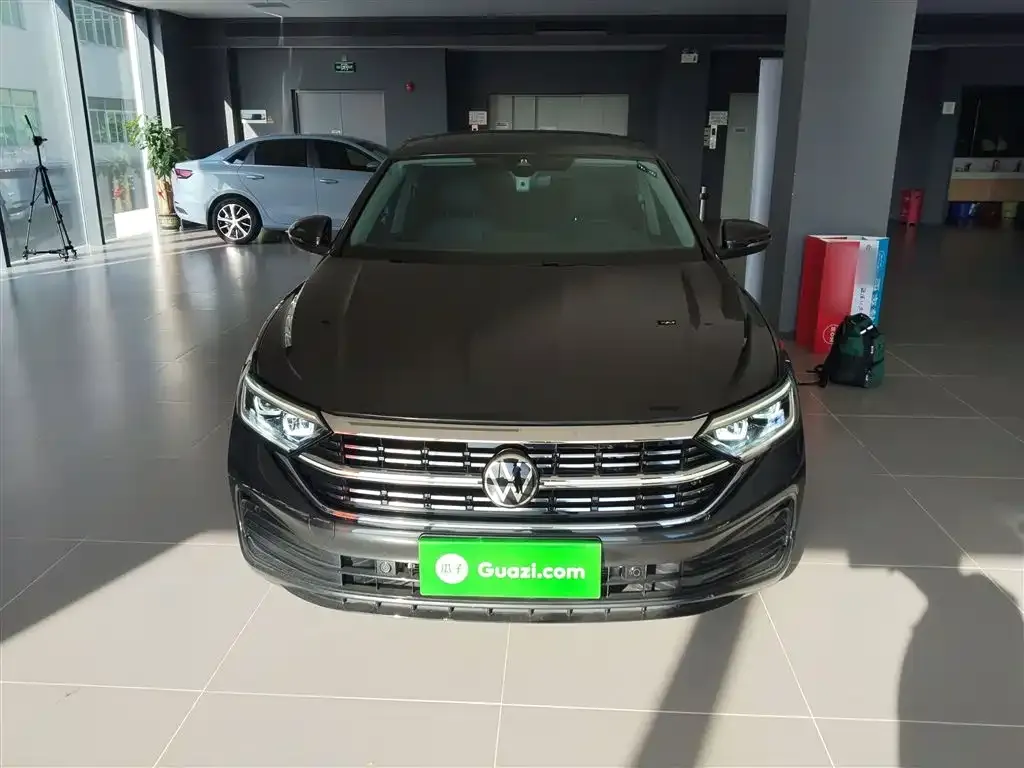 Volkswagen Sagitar 2024 из CN, фото 3