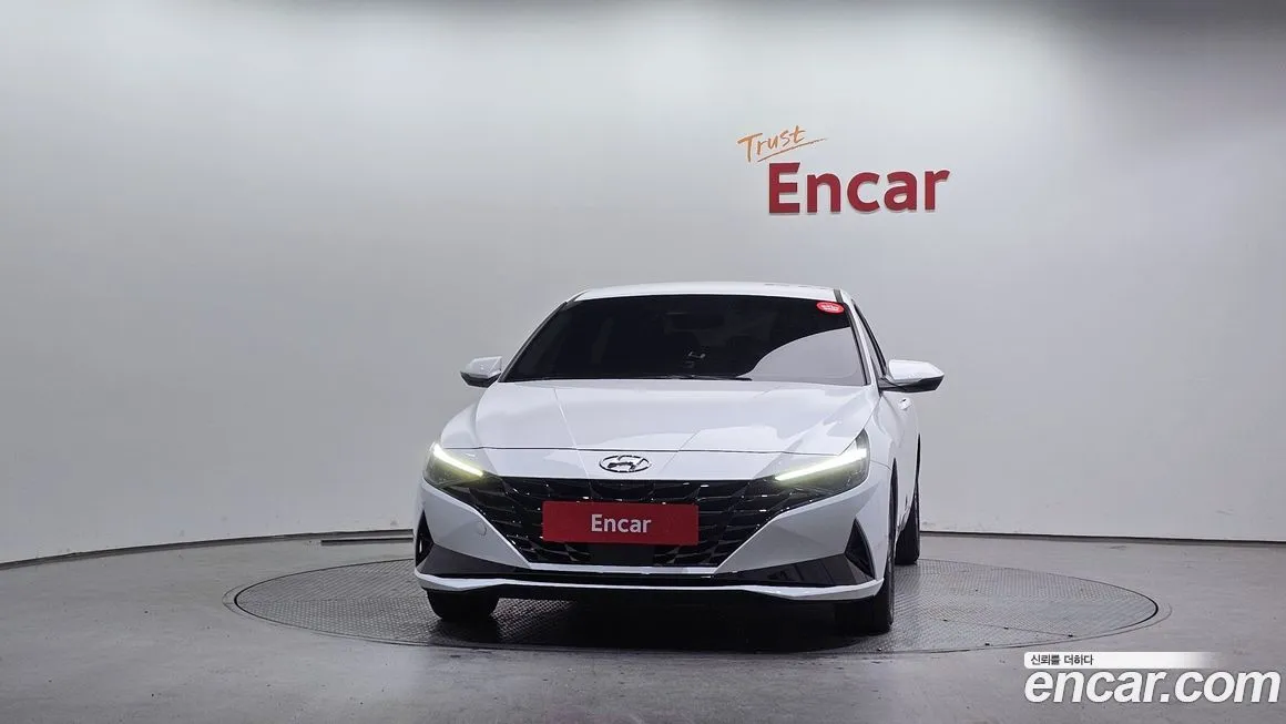 Hyundai AVANTE — фото 3