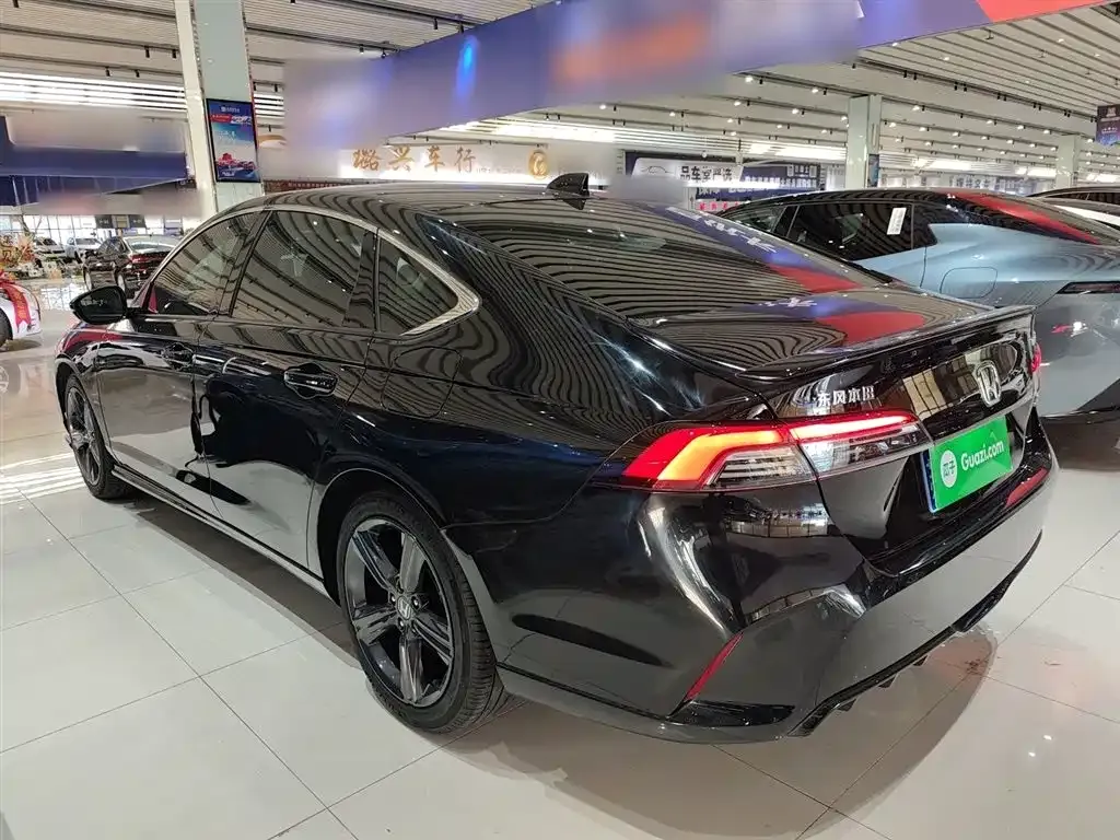 Honda Inspire — фото 5