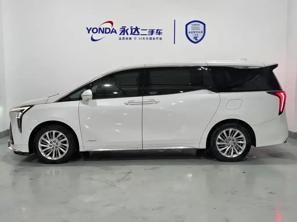 Buick Century 2023 из CN, фото 2