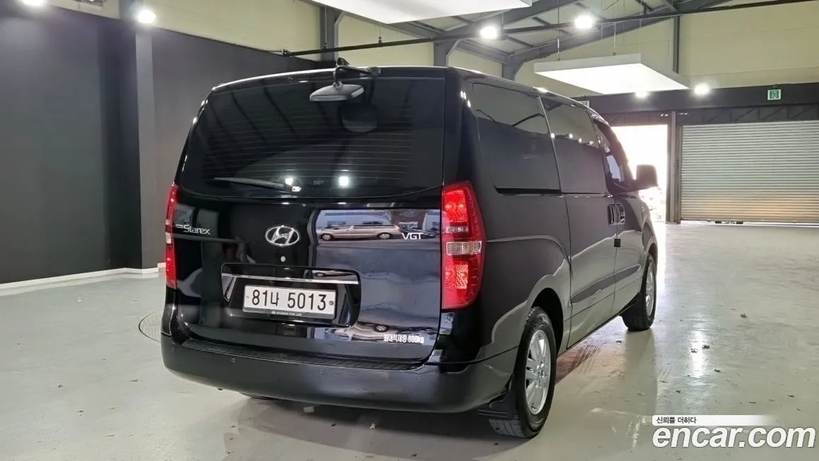 Hyundai Starex — фото 2