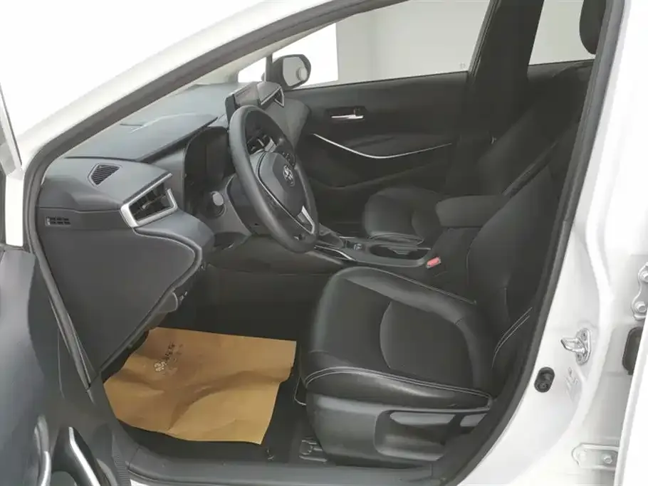 Toyota Corolla 2021 из CN, фото 9