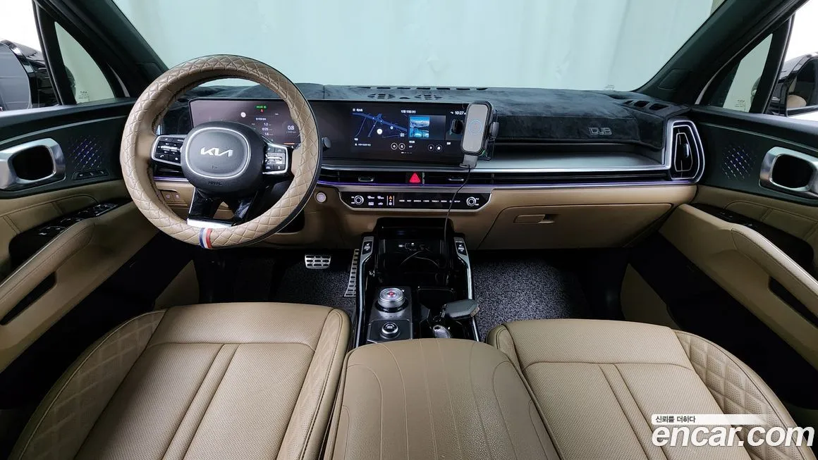 Kia Sorento — фото 7