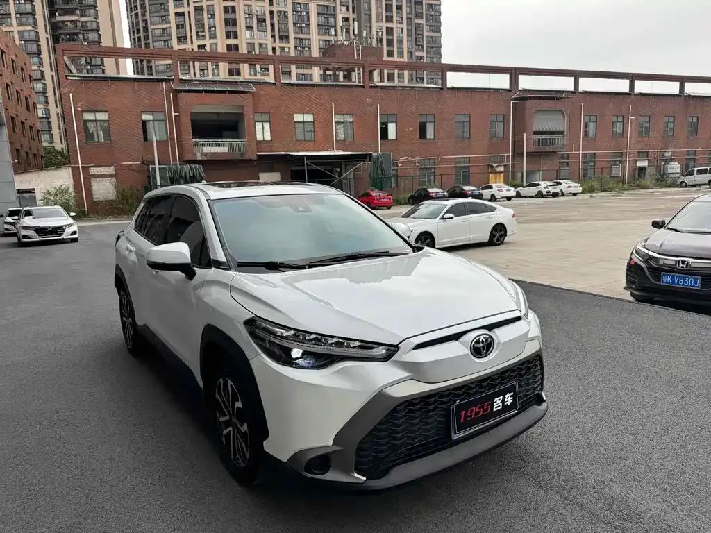 Toyota Frontlander 2023 из CN, фото 3