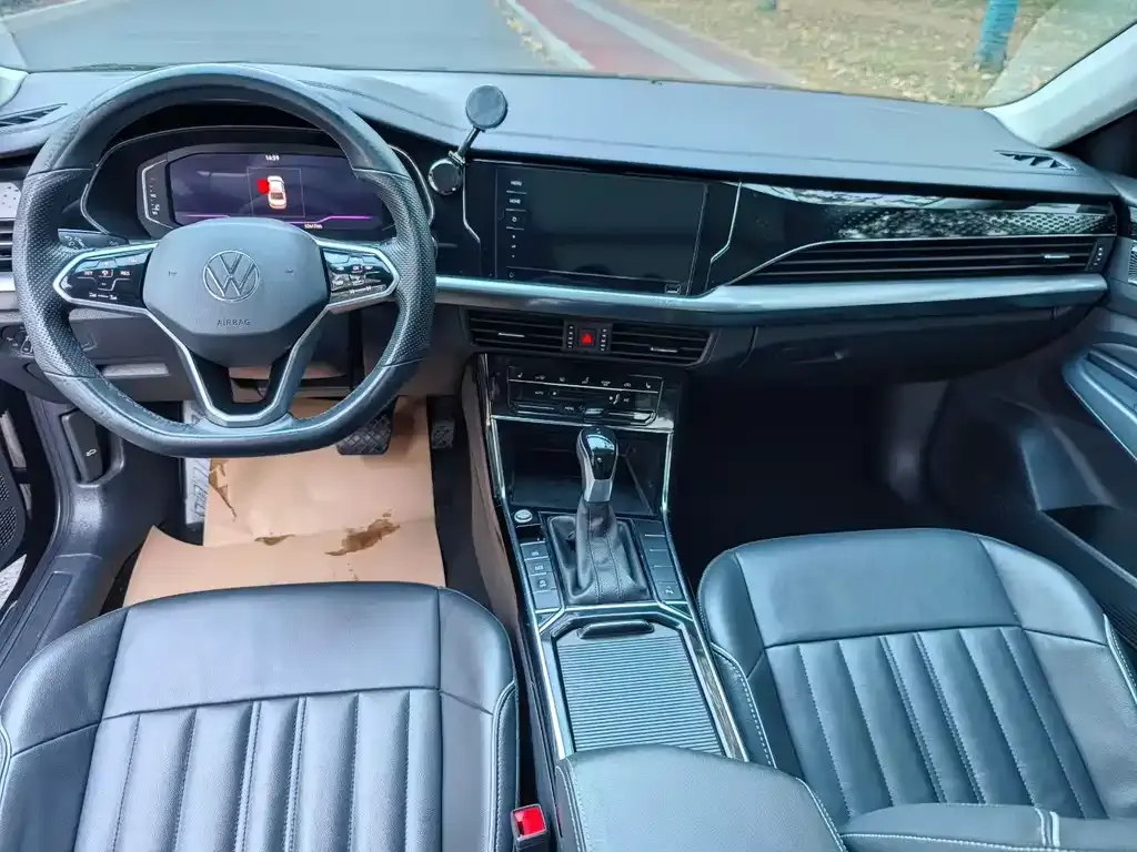Volkswagen Passat — фото 5