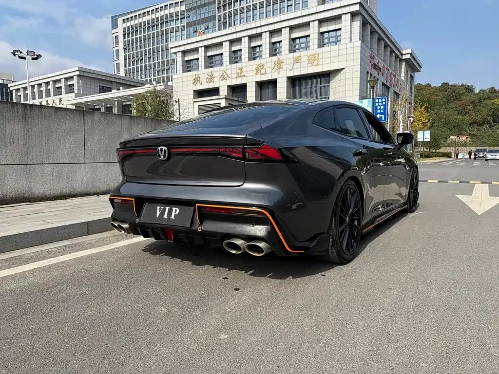 Changan UNI-V 2023 из CN, фото 4