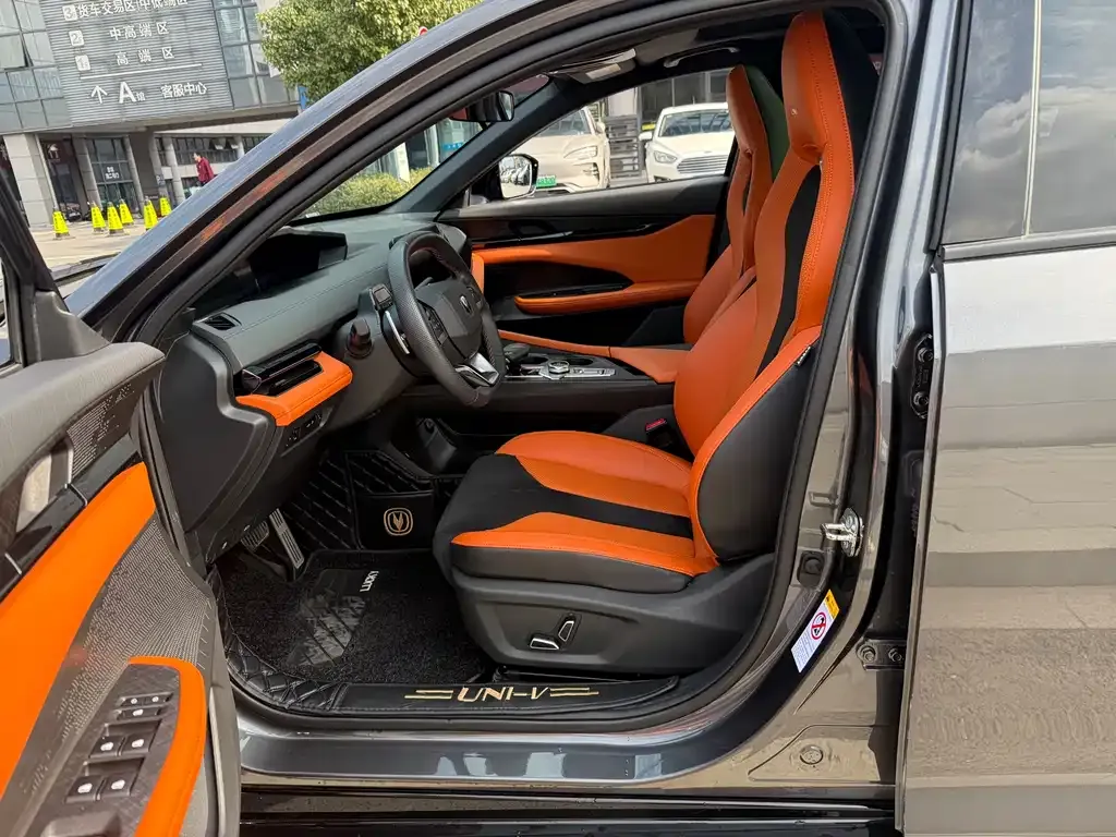 Changan UNI-V 2023 из CN, фото 9