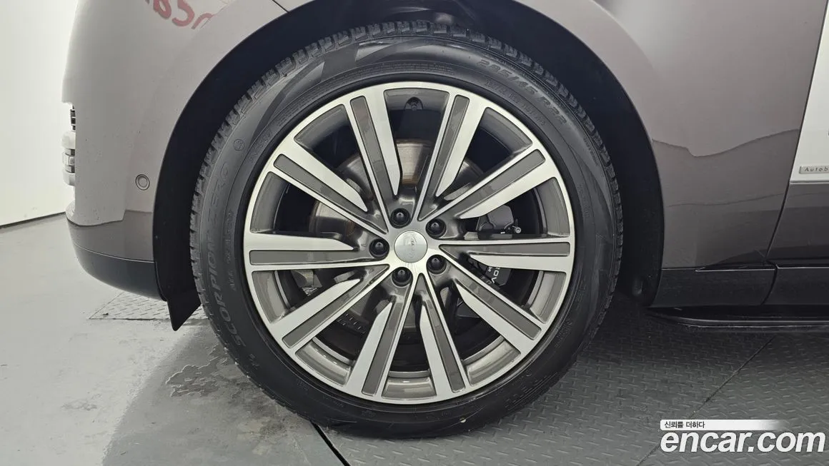 Land Rover Range Rover 2024 из KR, фото 9