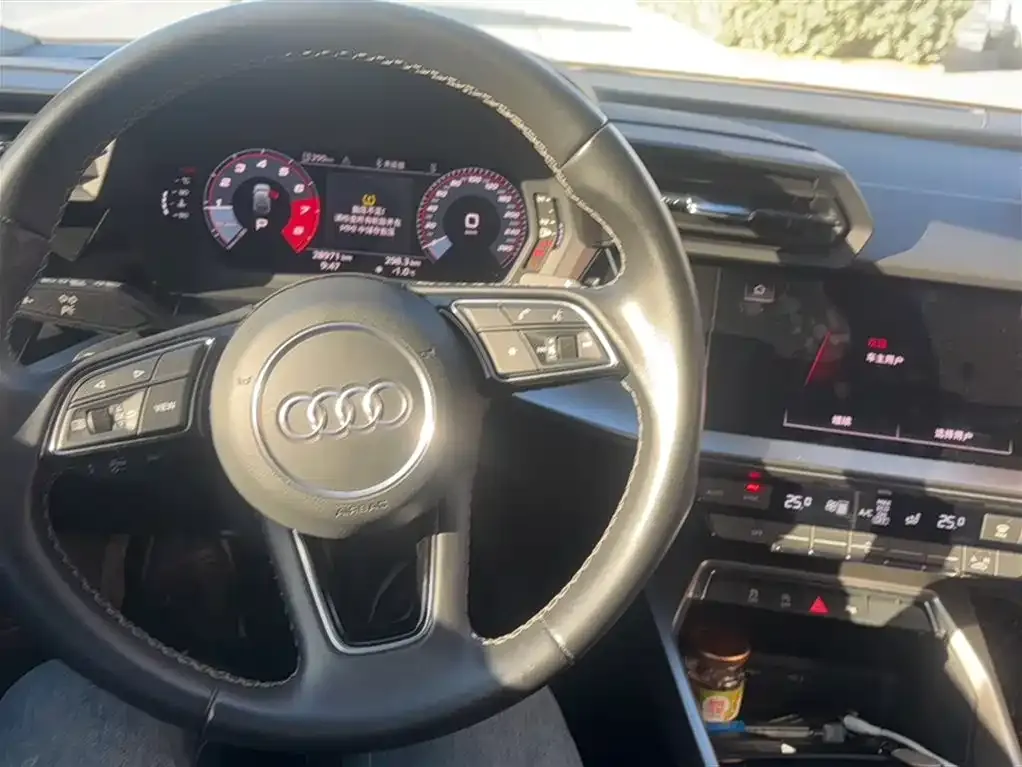 Audi A3 2023 из CN, фото 5