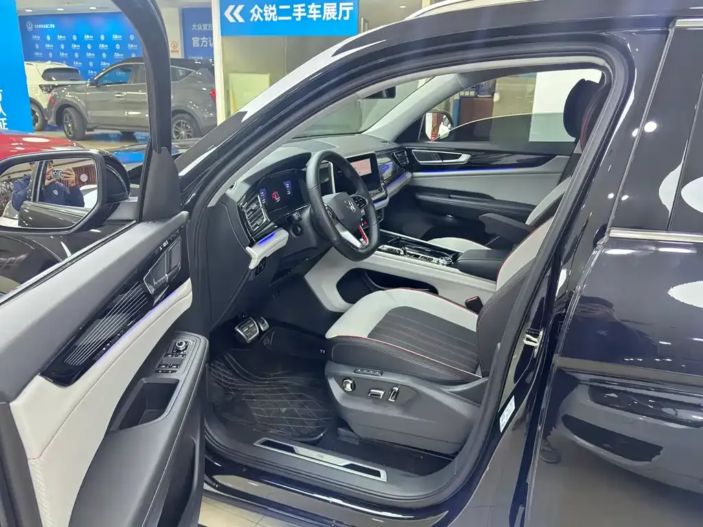 Volkswagen Teramont 2024 из CN, фото 8