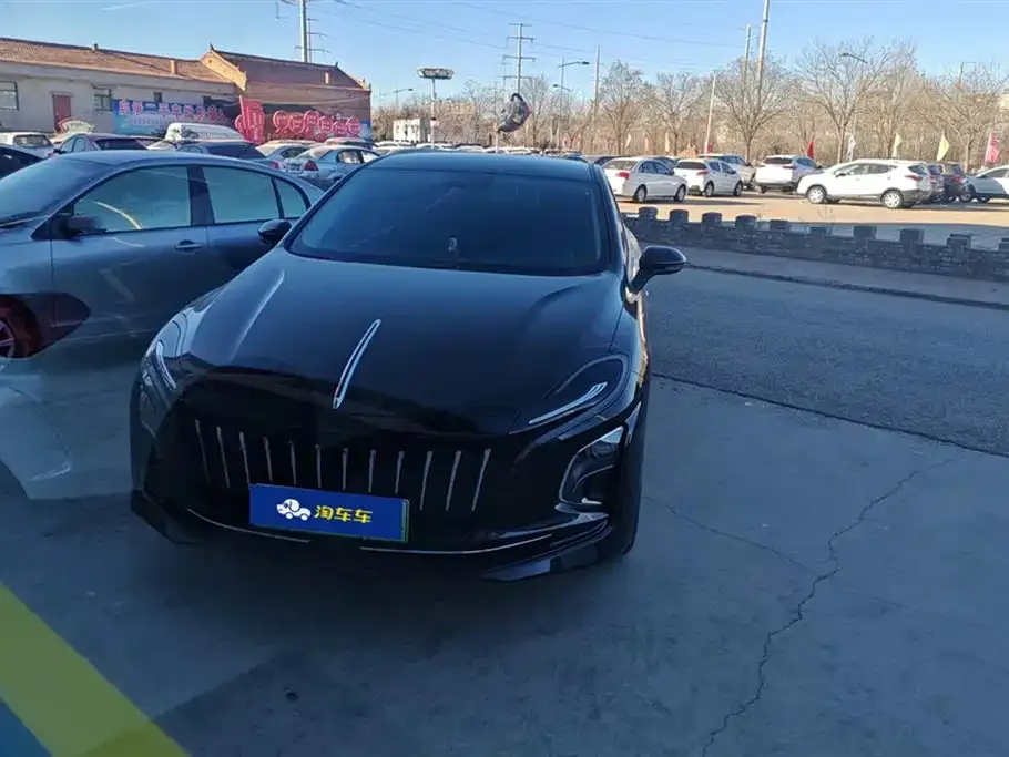 Hongqi E-QM5 2024 из CN, фото 1