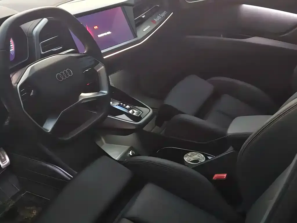 Audi Q4 e-tron 2024 из CN, фото 4