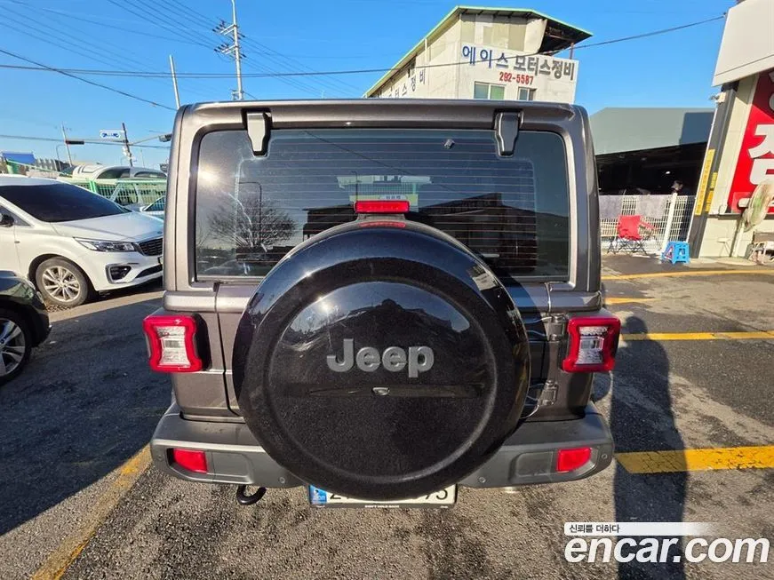 Jeep Wrangler 2021 из KR, фото 2