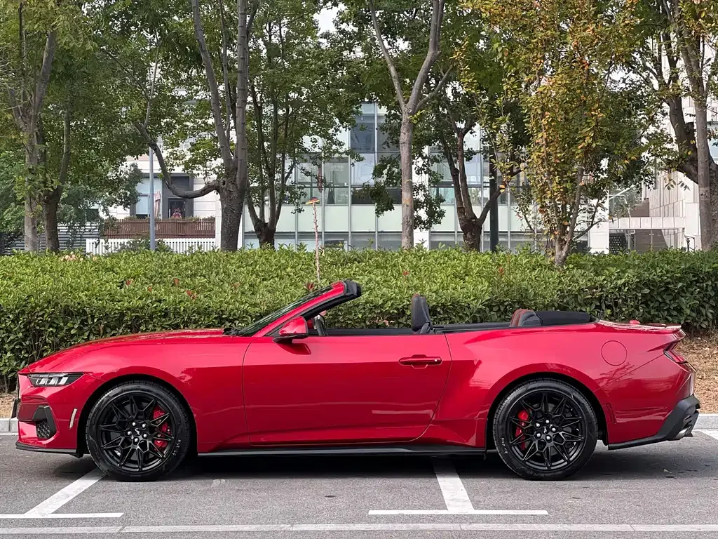 Ford Mustang 2024 из CN, фото 7
